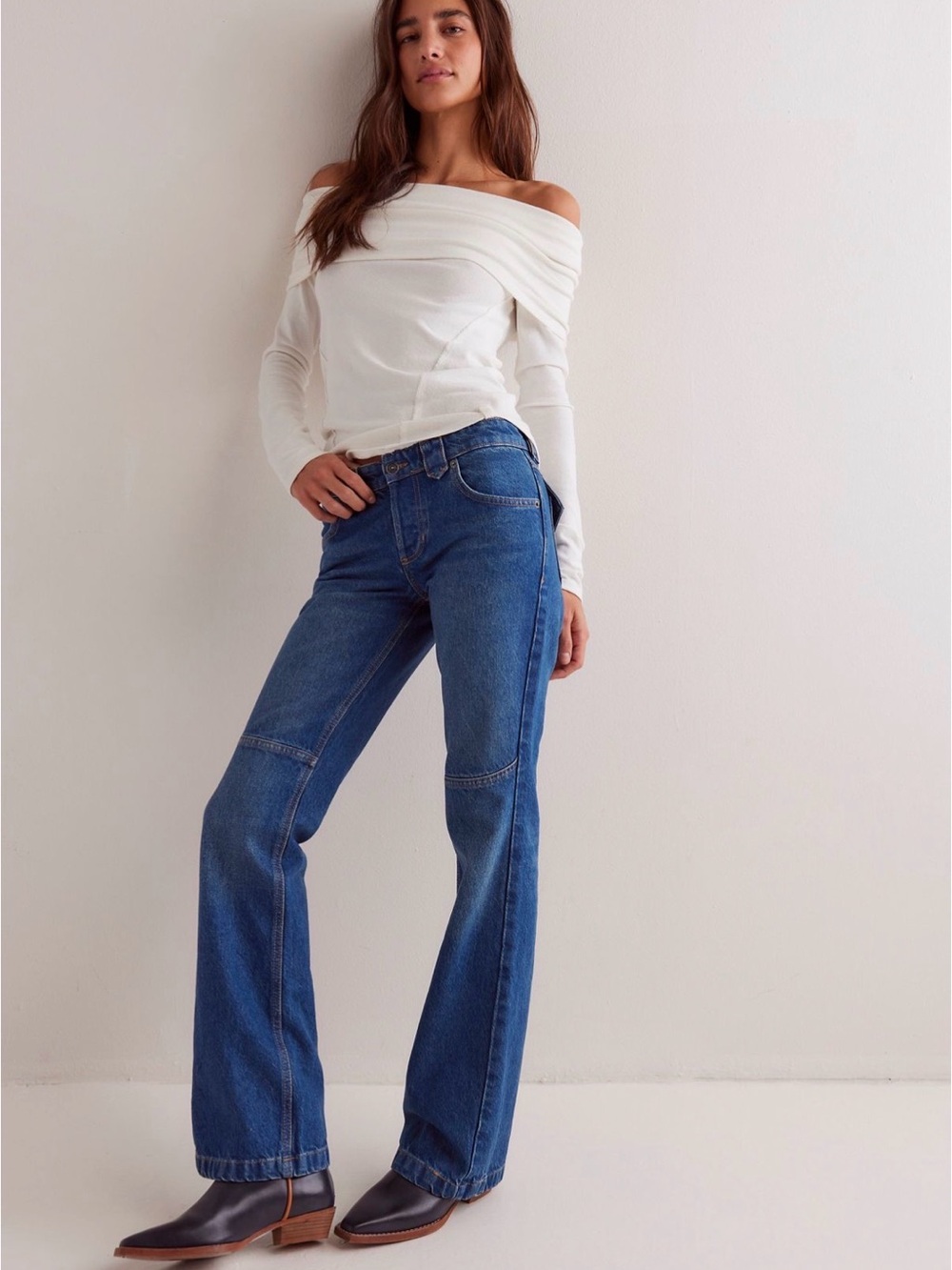NWT Free People flora jeans (sz 25S, recommended for those who wear 24)